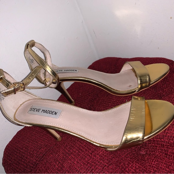 Gold Steve Madden Sillly Stiletto ankle strap heels size 8M - Picture 3 of 7